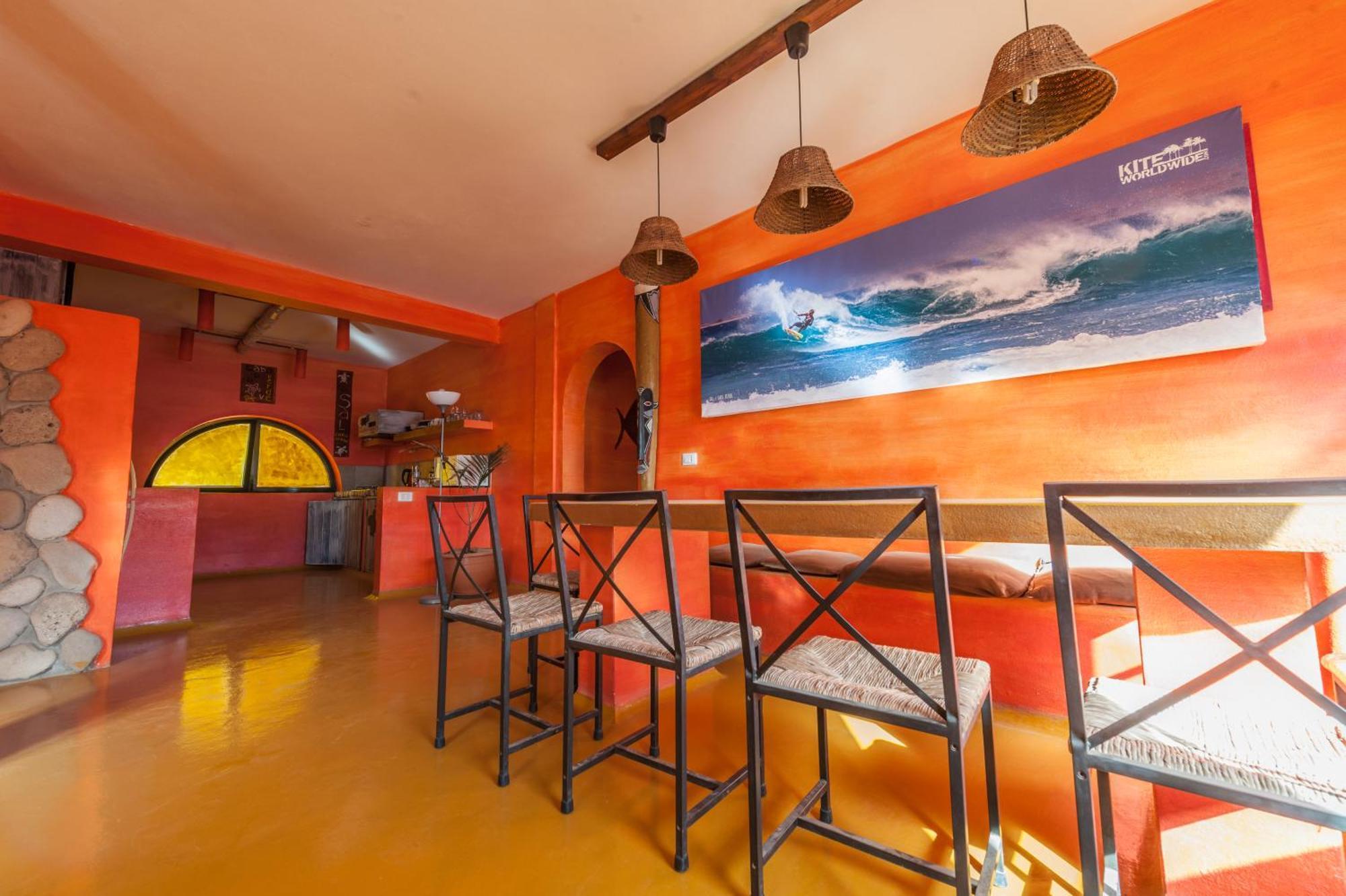 Surfactivity Guest House Santa Maria Bagian luar foto