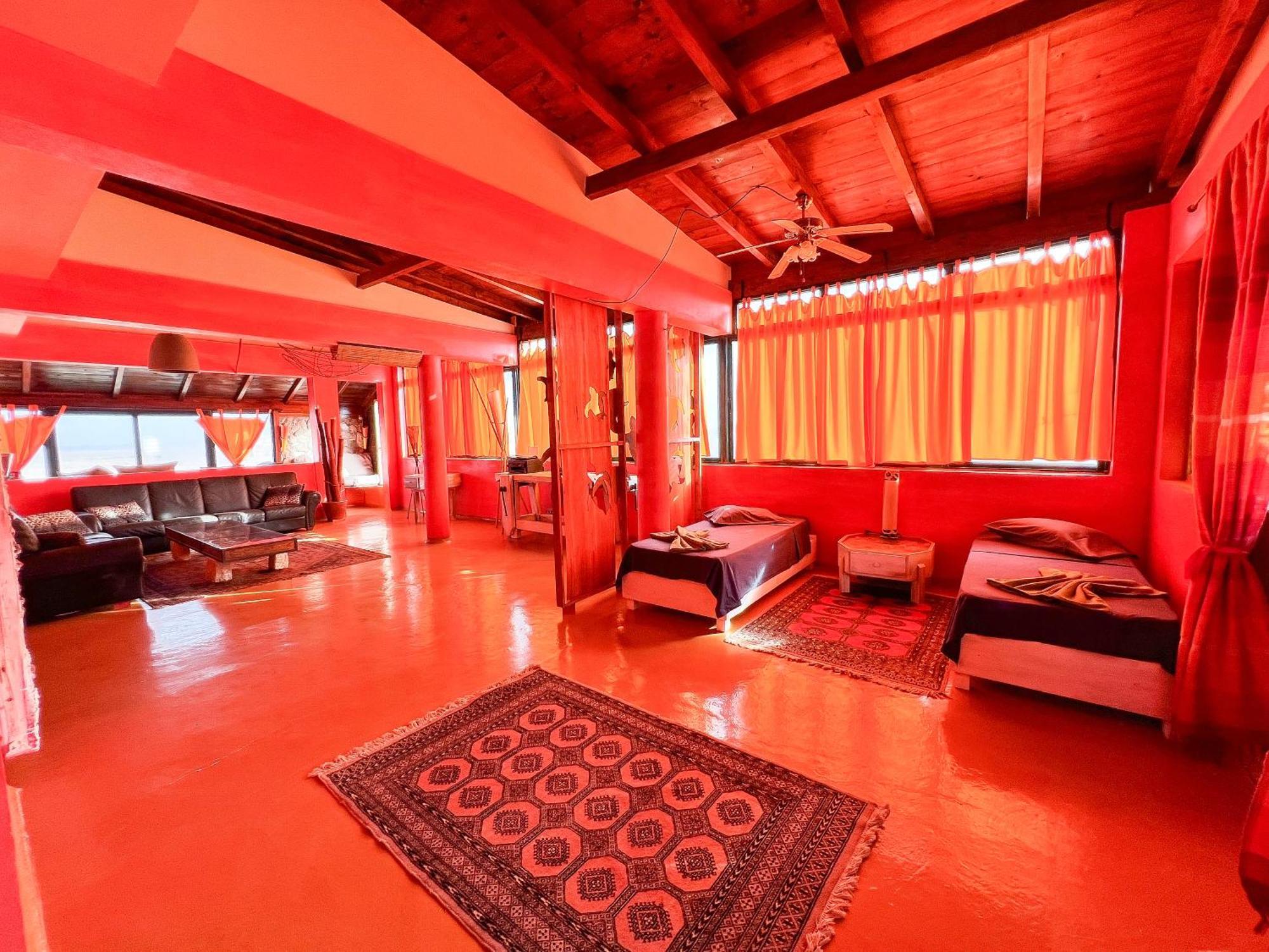 Surfactivity Guest House Santa Maria Bagian luar foto